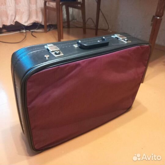 Ретро чемодан времен СССР