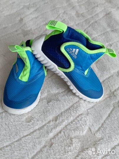 Кроссовки adidas для мальчика