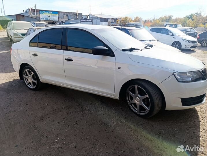 Skoda Rapid 1.6 МТ, 2016, 281 772 км