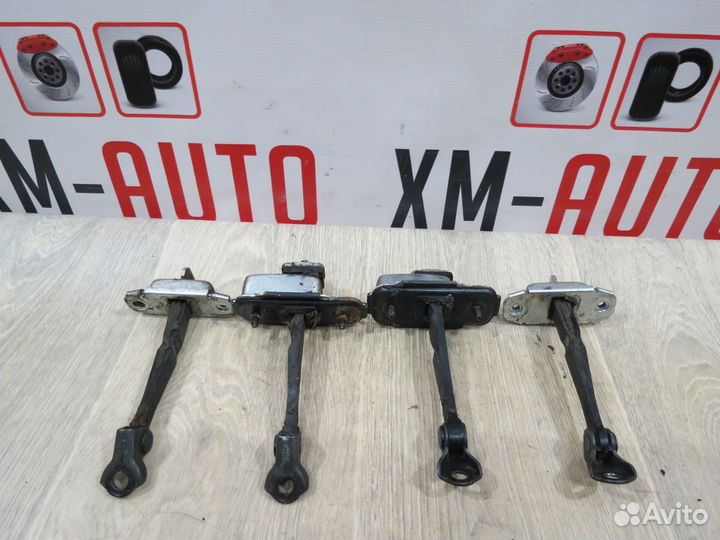 Ограничитель двери Kia Ceed 2 JD