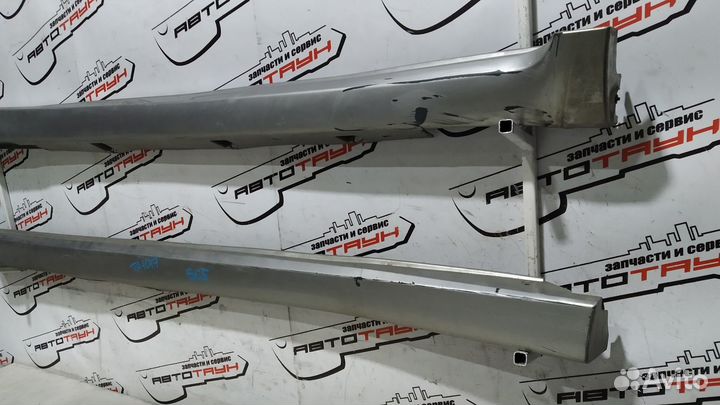 Порог пластик subaru forester SG5 SG9 левый правый 2 порога 2 модель серебро, 48W TA1017