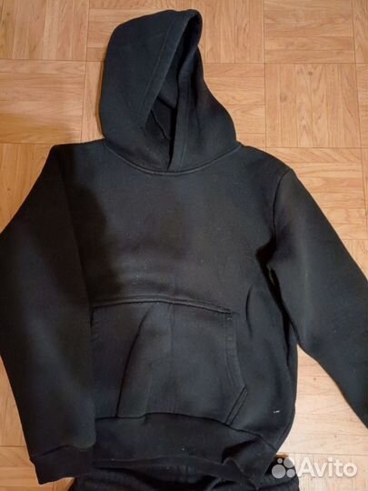 Спортивный костюм на мальчика 146