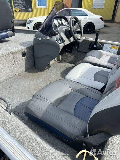 Катер bass tracker