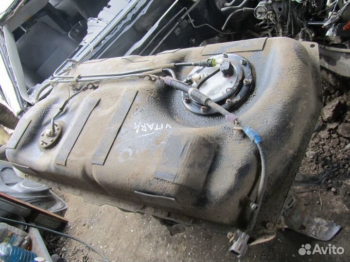 Бензобак suzuki grand vitara