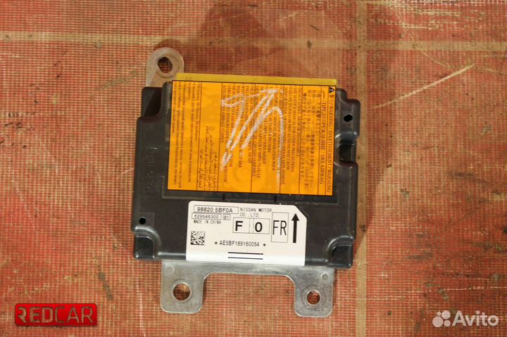 Блок управления подушками безопастности SRS Nissan