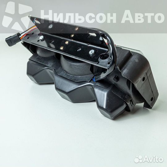 Стоп сигнал mazda titan, правый, zevs