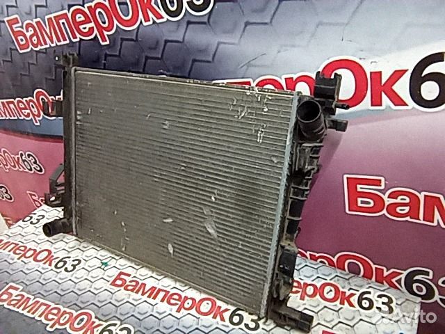 Радиатор охлаждения Renault Duster HSA 2010 (б/у)