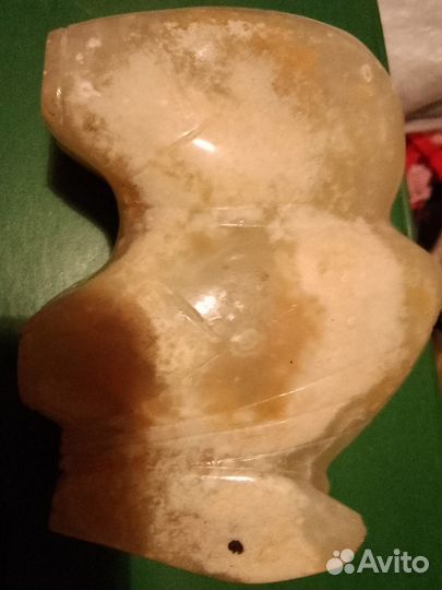 Мамонт из камня оникс