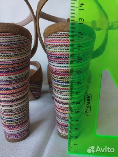 Босоножки разм 37-38 (Италия) Бренд Nila & Nila