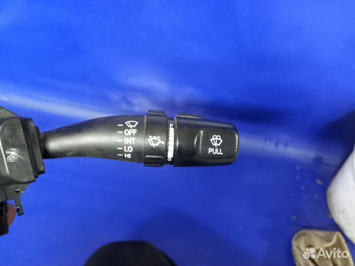 Переключатель подрулевой Hyundai accent