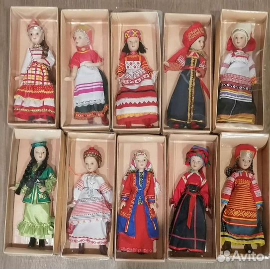 Куклы Deagostini,в народных костюмах