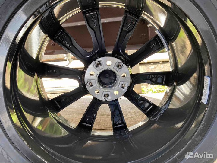 Шипы. Оригинал. Зимние колеса R20 BMW X5/X6, 740M