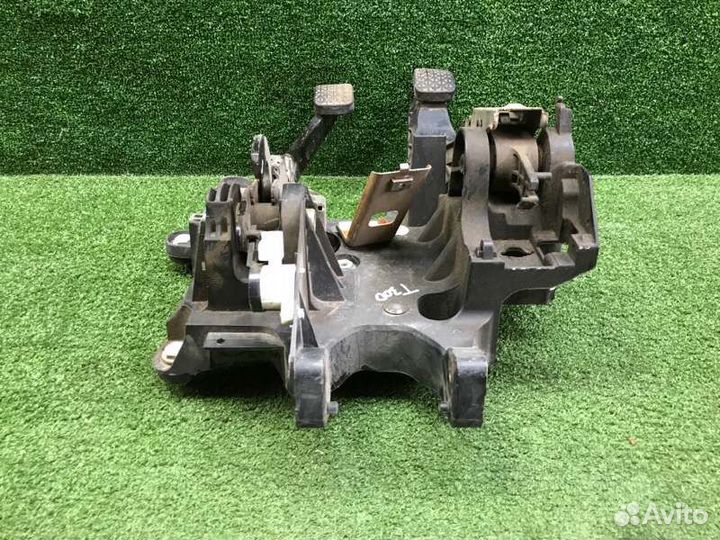 Педальный узел Chevrolet Aveo 2 T300 2012