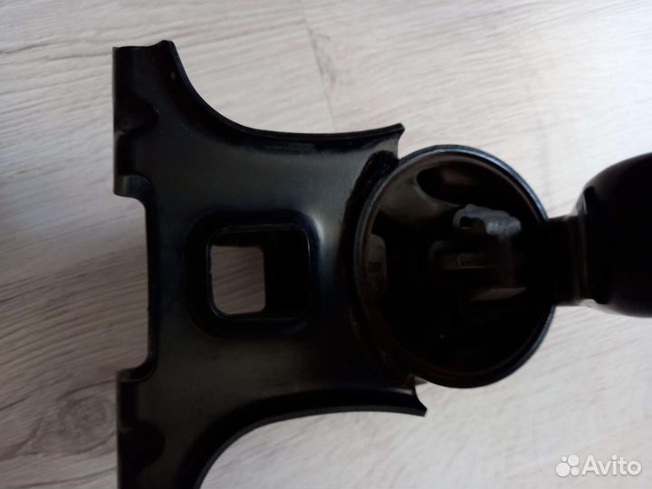 Подушка двигателя на nissan Dayz