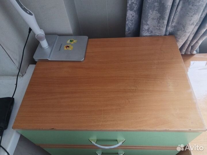 Стол и камод