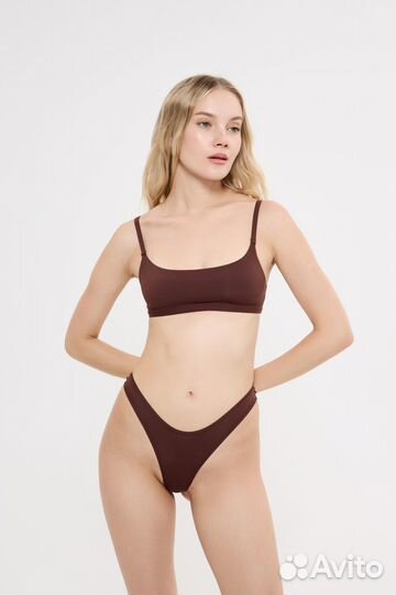 Стринги laodo с глубоким вырезом