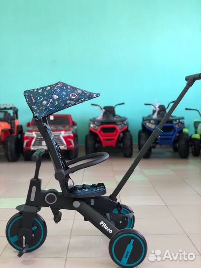 Трехколесный велосипед с ручкой Pituso