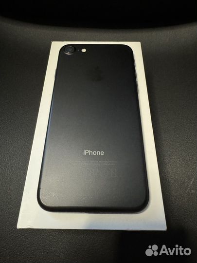 iPhone 7, 32 ГБ