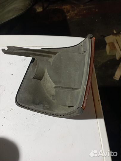 Поворотник мерседес 190