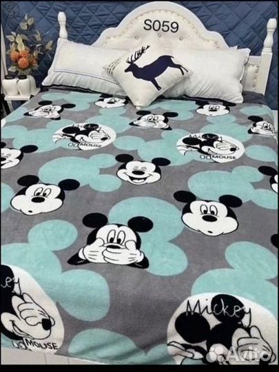 Пледы бамбук 180/200 новые