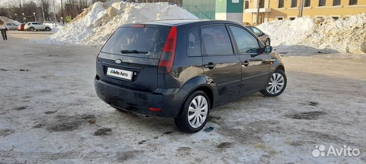 Ford Fiesta 1.4 МТ, 2005, 198 200 км