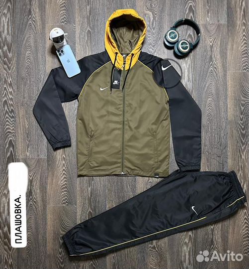 Спортивный костюм Nike