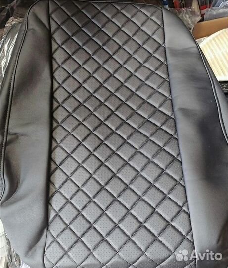 Чехлы на Ларгус ромб