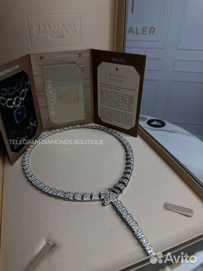 Колье bvlgari serpenti белое золото 750