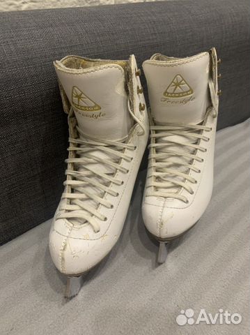 Фигурные коньки Jackson freestyle