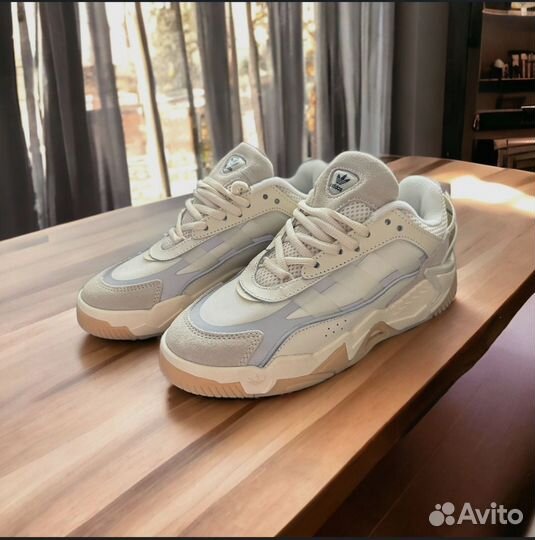 Кроссовки Adidas Netball 2 весна-осень- лето