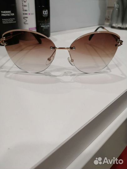 Солнцезащитные очки женские