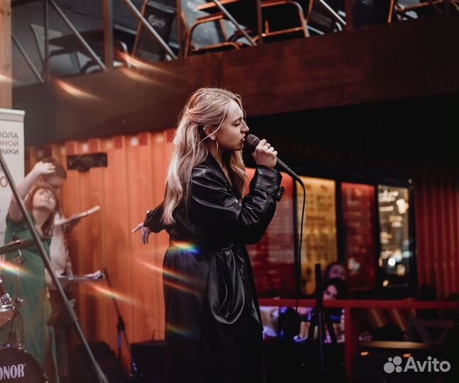 Певица на праздник / Вокалистка на мероприятие