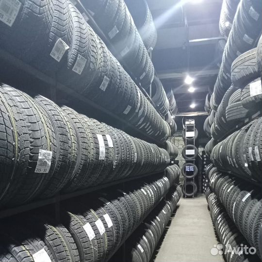 Bridgestone Blizzak LM-25 205/60 R16 92H