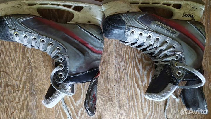 Коньки хоккейные