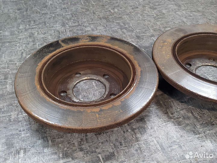 Диски тормозные задние Додж караван Вояджер 01-07г