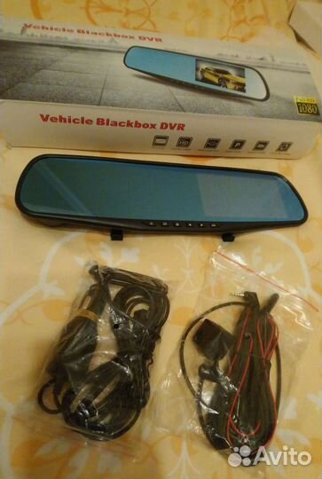 Видеорегистратор для а/м с камерой заднего вида