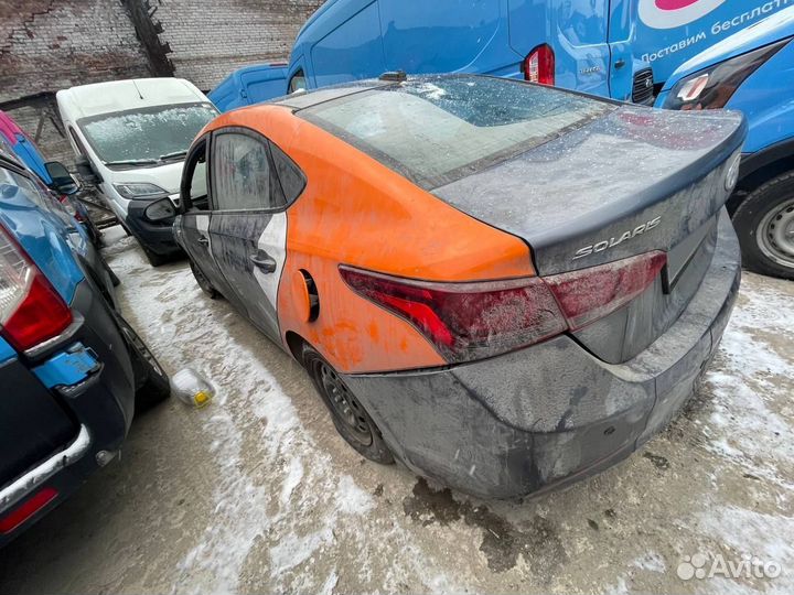 Hyundai Solaris 1.4 AT, 2018, битый, 240 000 км