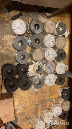 Продам Ролики накатные 12х1,25х40