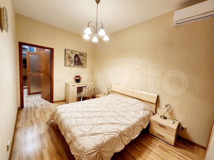 4-к. квартира, 115 м², 3/18 эт.