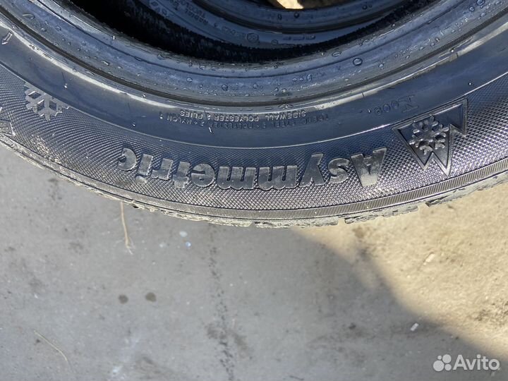 Kumho I'Zen RV Asymmetric 225/60 R17 99