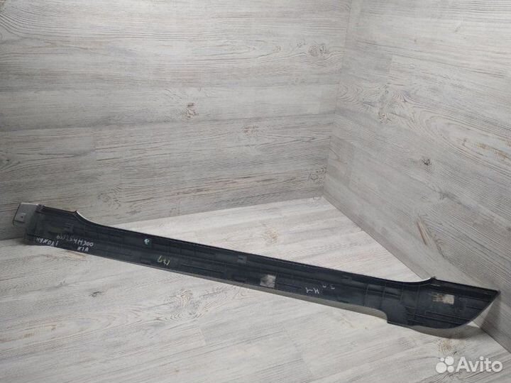 Накладка (кузов наружные) правая Hyundai Starex H1