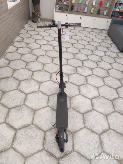 Электросамокат Xiaomi Scooter M365 Pro