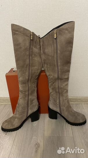 Ботфорты натур. замш/мех, зимние р-р 39, новые