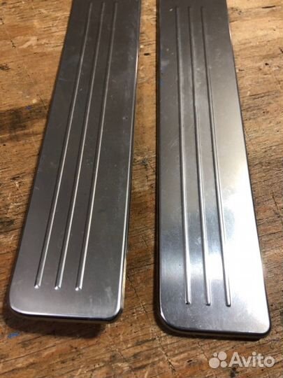 Накладка на порог салона передняя Mercedes-Benz