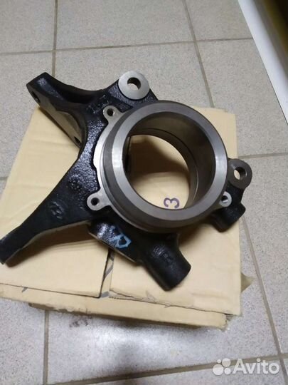 Кулак поворотный правый Hyundai 517162e100