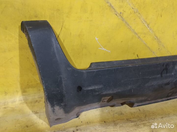 Накладка порога задняя правая Kia Sportage 2 04-10