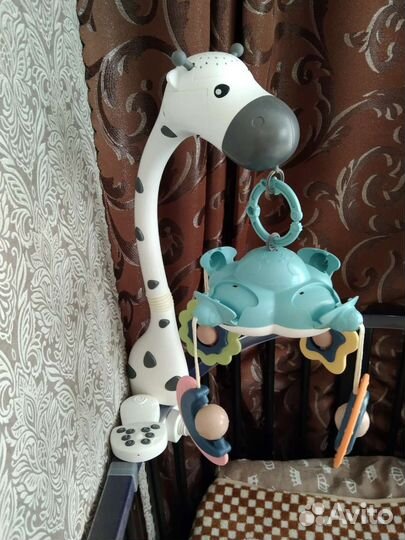 Мобиль на кроватку с проектором