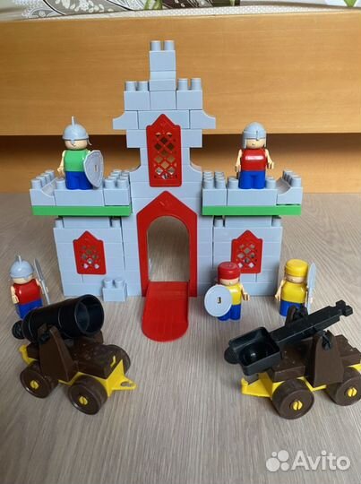 Lego duplo крепость