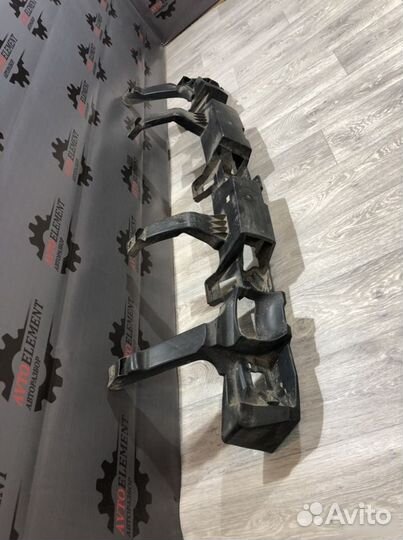 Усилитель заднего бампера Nissan Terrano 3 D10