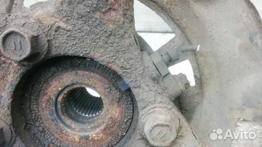 Ступица передняя левая toyota RAV 4 ZSA3 (4AD14K90